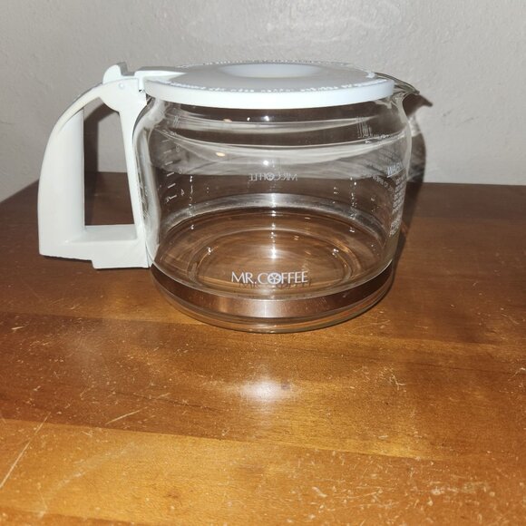 Mr. Coffee 12-Cup Glass Coffee Carafe With White Handle - Picture 4 of 7